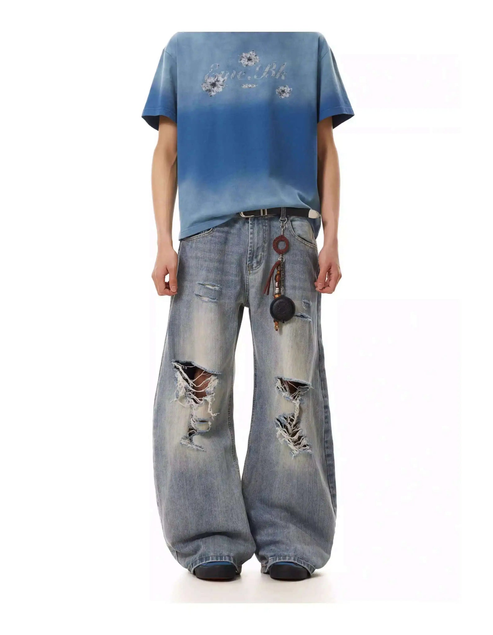 Knee Blow Out Washed Jeans