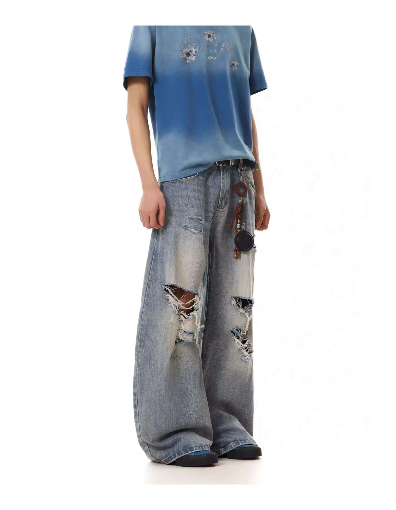Knee Blow Out Washed Jeans
